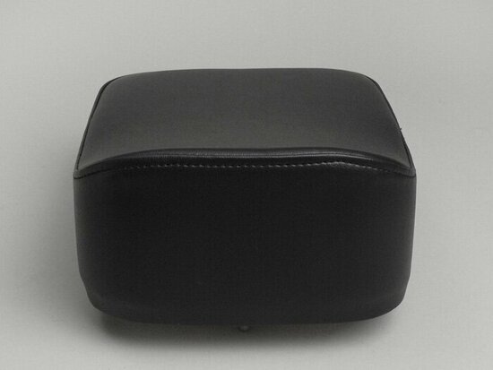 Broodje LF heel donkerblauw 30 x 23/21 x 8cm  (bxlxh)
