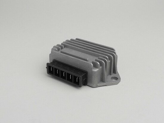 Spanningsregelaar 5-pins PX elestart, PK XL elestart 12V