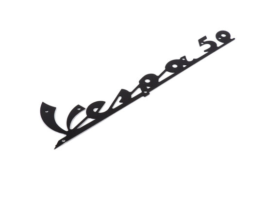 Logo "Vespa 50" zwart voorop (om te klinken)