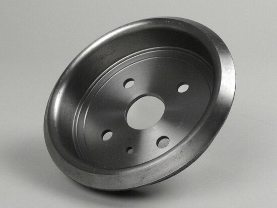 Remtrommel achter Vespa 50 1e serie 9 inch