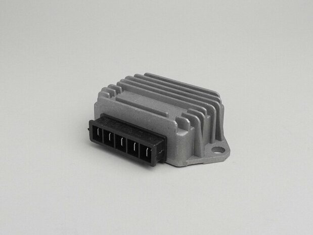 Spanningsregelaar 5-pins PX elestart, PK XL elestart 12V