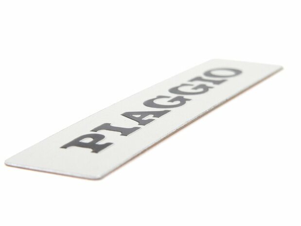 Logo "Piaggio" claxoncover voorzijde PK Met opgelegde letters, zoals origineel